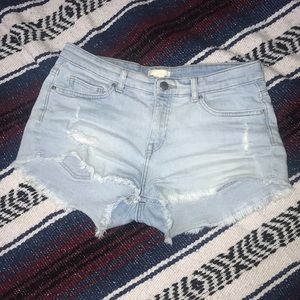 Denim distressed shorts